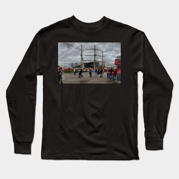 Liverpool 2019 Long Sleeve T-Shirt by jasminewang